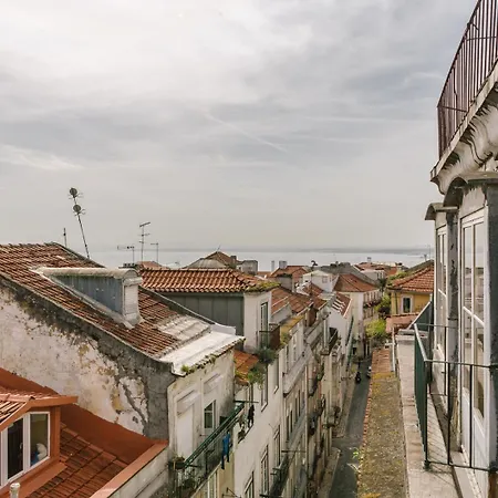 Rent4rest Castle View Family & Friends Bairro Alto *
