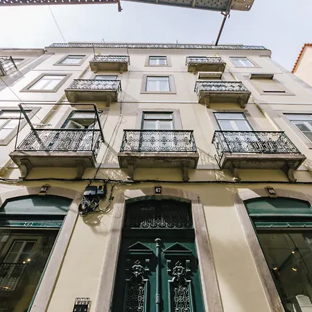 Rent4rest Castle View Family & Friends Bairro Alto * Lisboa