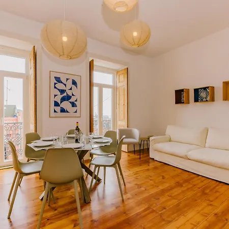 Rent4rest Castle View Family & Friends Bairro Alto