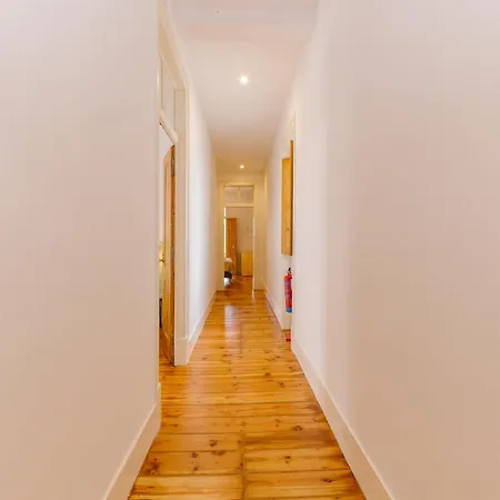 Rent4rest Castle View Family & Friends Bairro Alto Lisbon