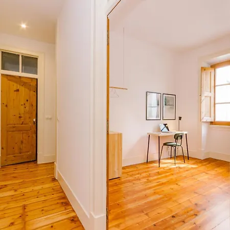 Rent4rest Castle View Family & Friends Bairro Alto * Lisbona