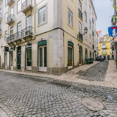 Rent4rest Castle View Family & Friends Bairro Alto