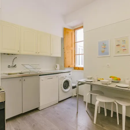 Appartamento Rent4rest Castle View Family & Friends Bairro Alto *