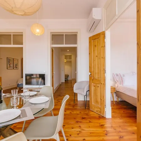 公寓 Rent4rest Castle View Family & Friends Bairro Alto Lisboa